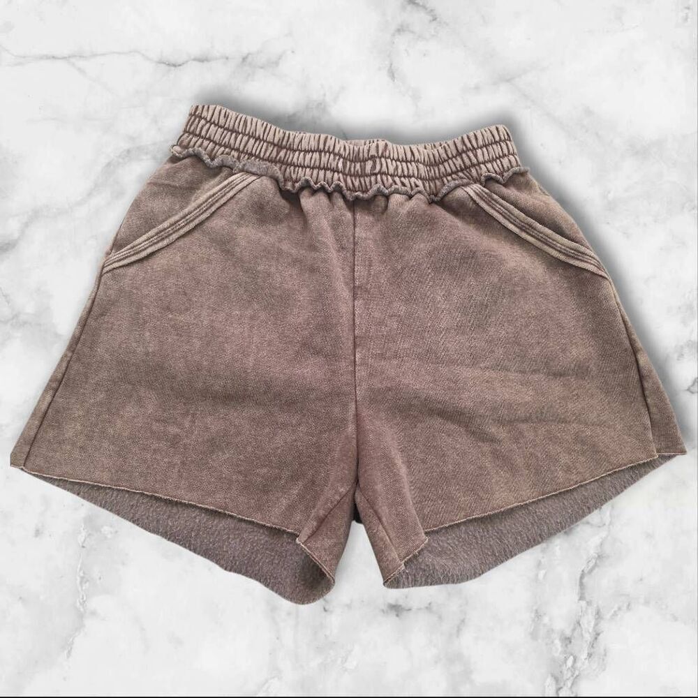 Zenana Brown High Waisted Shorts Size Medium